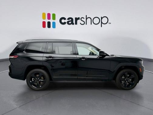 Diamond Black Crystal Pearlcoat 2022 Jeep Grand Cherokee L Limited