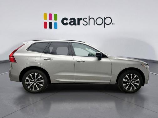 2025 Volvo XC60 B5 Plus