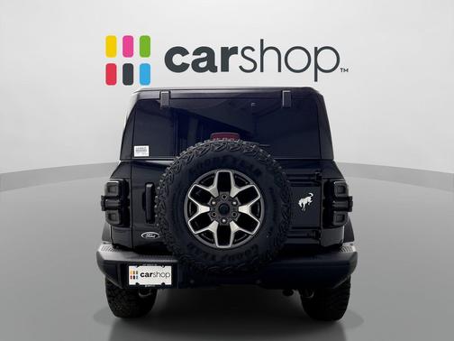 Shadow Black 2025 Ford Bronco Badlands