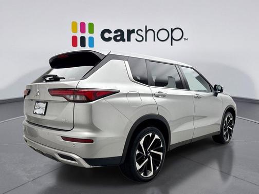 2022 Mitsubishi Outlander SE