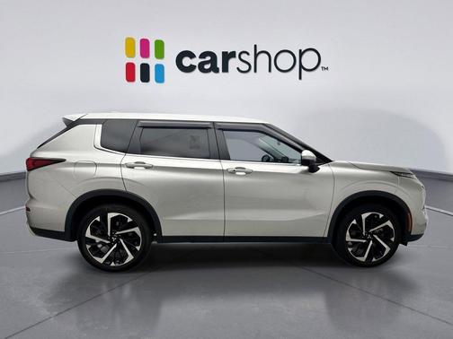 2022 Mitsubishi Outlander SE
