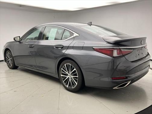 2022 Lexus ES 350 Base
