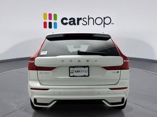 2025 Volvo XC60 B5 Plus