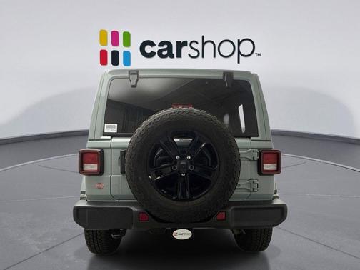 2023 Jeep Wrangler 4-Door Sahara Altitude 4x4