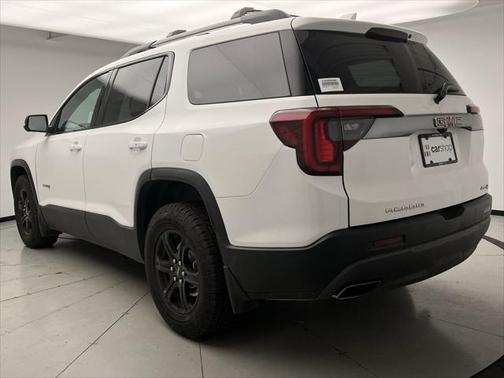 2022 GMC Acadia AWD AT4