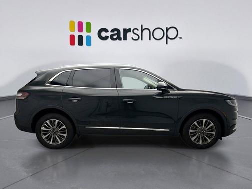 2022 Lincoln Nautilus Standard
