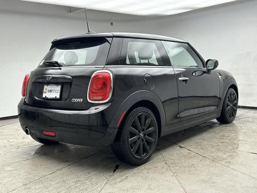 2021 MINI Hardtop Oxford Edition