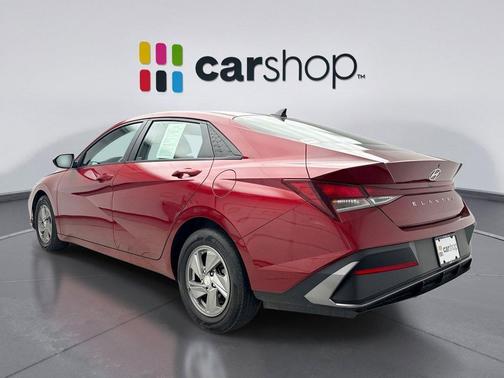 Ultimate Red 2024 Hyundai ELANTRA SE