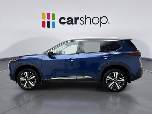 Caspian Blue Metallic/Super Black 2023 Nissan Rogue SL