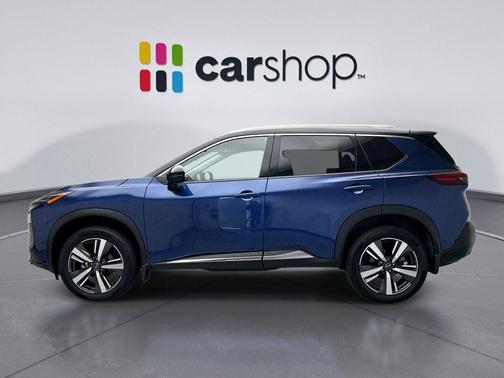 Caspian Blue Metallic/Super Black 2023 Nissan Rogue SL
