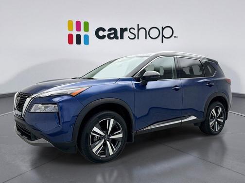 Caspian Blue Metallic/Super Black 2023 Nissan Rogue SL