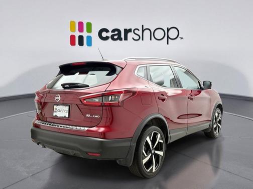 Scarlet Ember Pearl Metallic 2022 Nissan Rogue Sport SL
