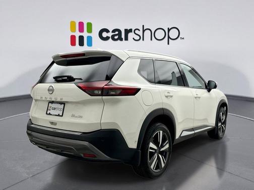 Pearl White Tricoat 2023 Nissan Rogue SL