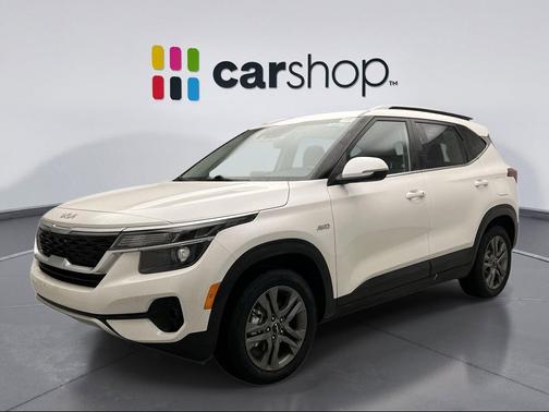 Snow White Pearl 2022 Kia Seltos S