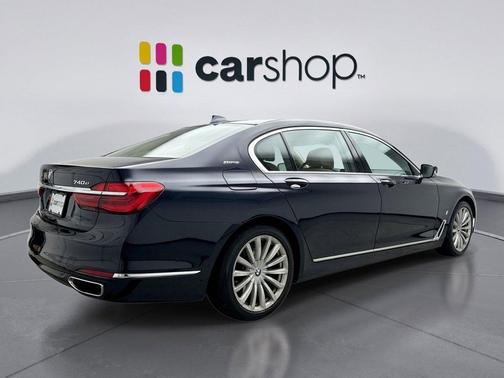 2018 BMW 740e xDrive iPerformance