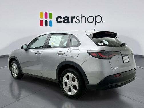 Lunar Silver 2023 Honda HR-V LX
