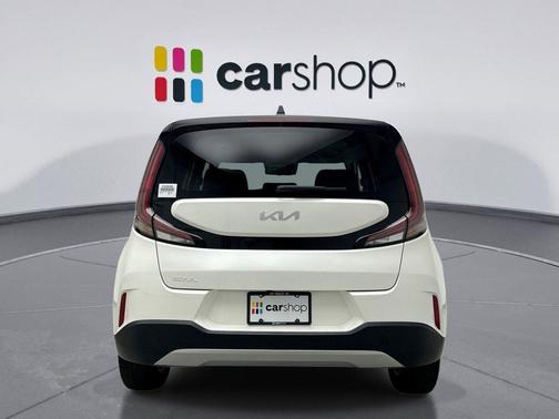 Snow White Pearl 2023 Kia Soul LX
