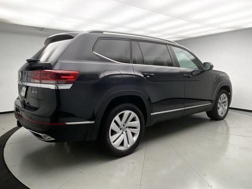 Deep Black 2021 Volkswagen Atlas 3.6L SEL