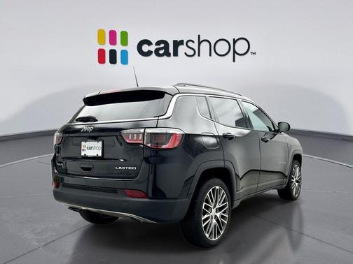 Diamond Black Crystal Pearlcoat 2023 Jeep Compass Limited