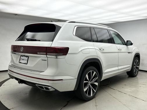 Opal White 2024 Volkswagen Atlas 2.0T SEL Premium R-Line 4MOTION
