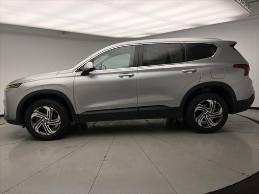 2022 Hyundai SANTA FE SE