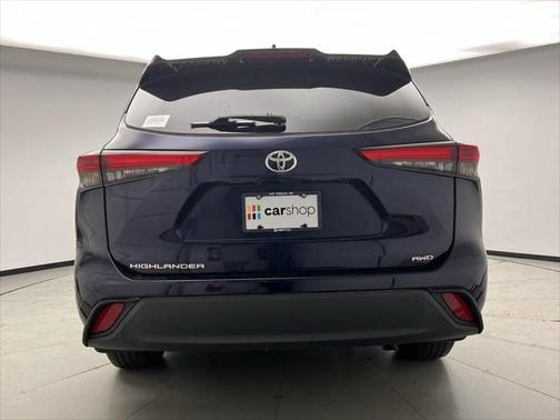 2022 Toyota Highlander L