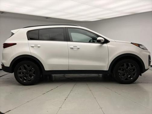 2022 Kia Sportage S