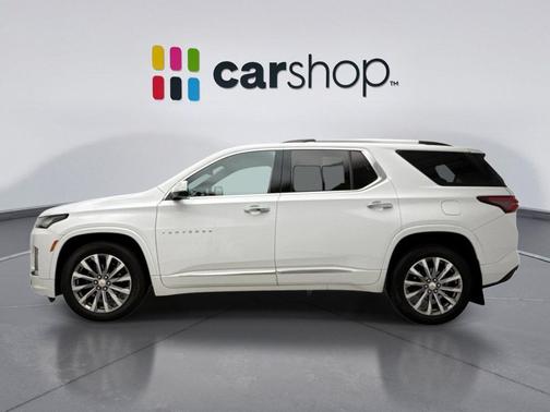 Summit White 2023 Chevrolet Traverse Premier