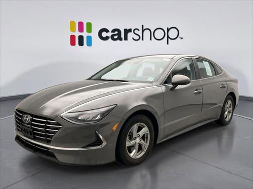 2022 Hyundai SONATA SE