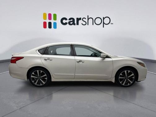 2016 Nissan Altima 2.5 SR