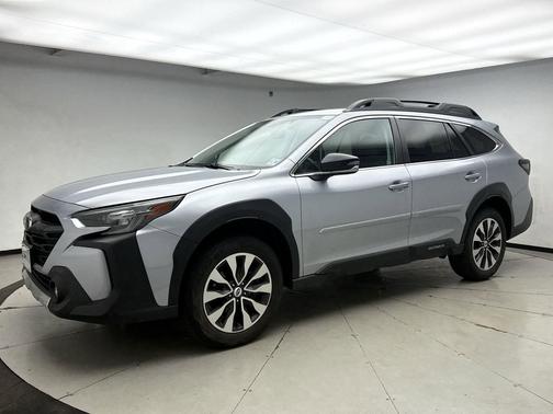 Ice Silver Metallic 2024 Subaru Outback Limited