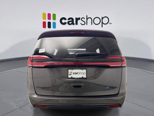2022 Chrysler Pacifica Hybrid Limited