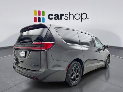 2022 Chrysler Pacifica Hybrid Limited