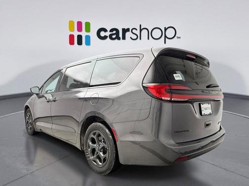 2022 Chrysler Pacifica Hybrid Limited