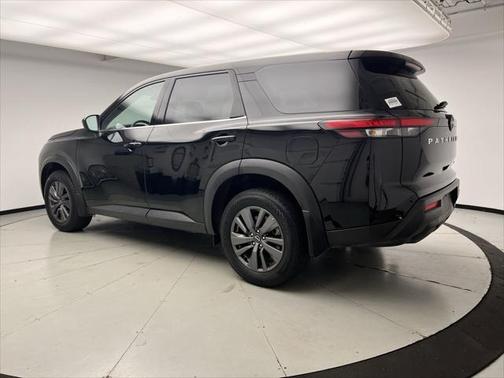 2024 Nissan Pathfinder S 4WD