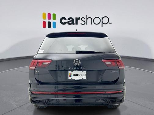 Deep Black 2022 Volkswagen Tiguan 2.0T SE R-Line Black 4MOTION