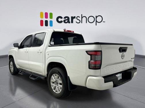 Glacier White 2023 Nissan Frontier SV