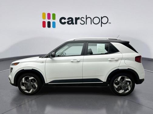 Lunar White w/Black Roof 2024 Hyundai VENUE Limited