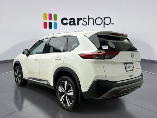 Pearl White Tricoat 2023 Nissan Rogue SL
