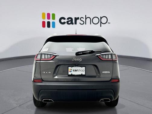 Granite Crystal Metallic Clearcoat 2019 Jeep Cherokee Latitude Plus