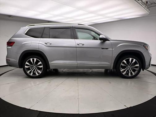 2023 Volkswagen Atlas 3.6L SEL Premium