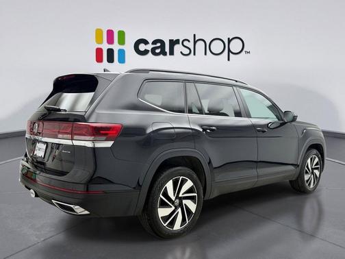 2024 Volkswagen Atlas 2.0T SE w/Technology 4MOTION