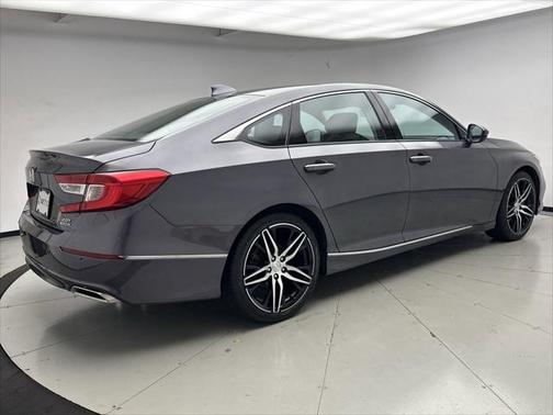 2022 Honda Accord Touring 2.0T