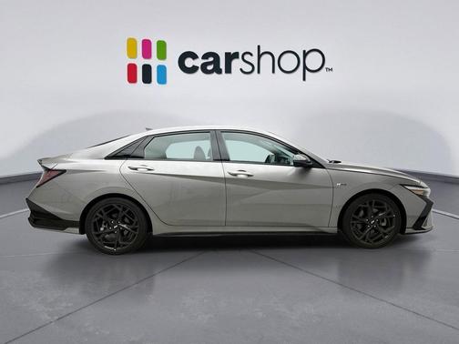 Fluid Metal 2024 Hyundai ELANTRA N Line