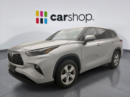 2022 Toyota Highlander LE