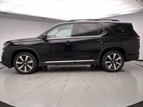 2023 Honda Pilot AWD Elite