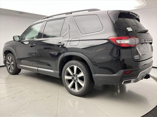 2023 Honda Pilot AWD Elite