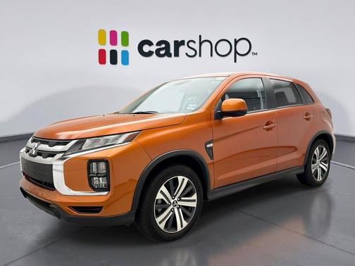 Sunshine Orange 2024 Mitsubishi Outlander Sport 2.0 ES