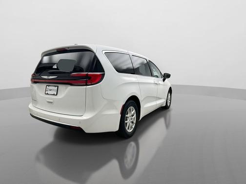 2025 Chrysler Pacifica L