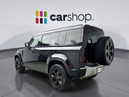 Santorini Black 2023 Land Rover Defender 110 SE